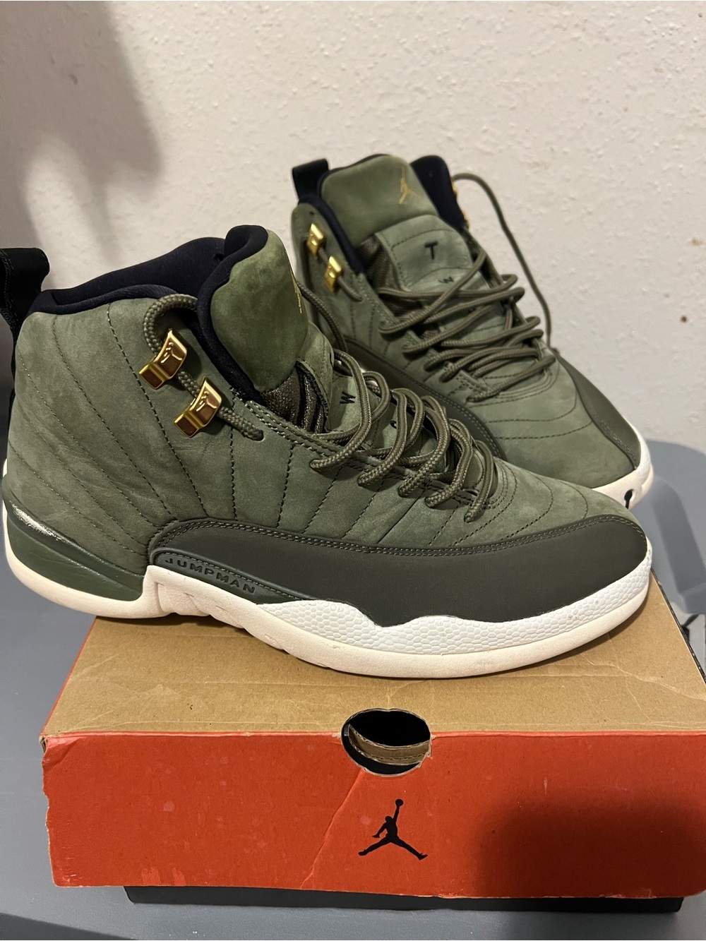 Jordan air 12 cp3class of 2003 1Men's Olive Green High-Top sneakers